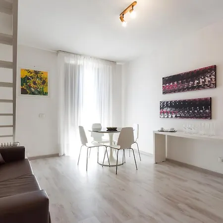 Alcala Living Apartment