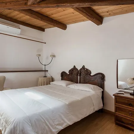 Alcala Living Apartment